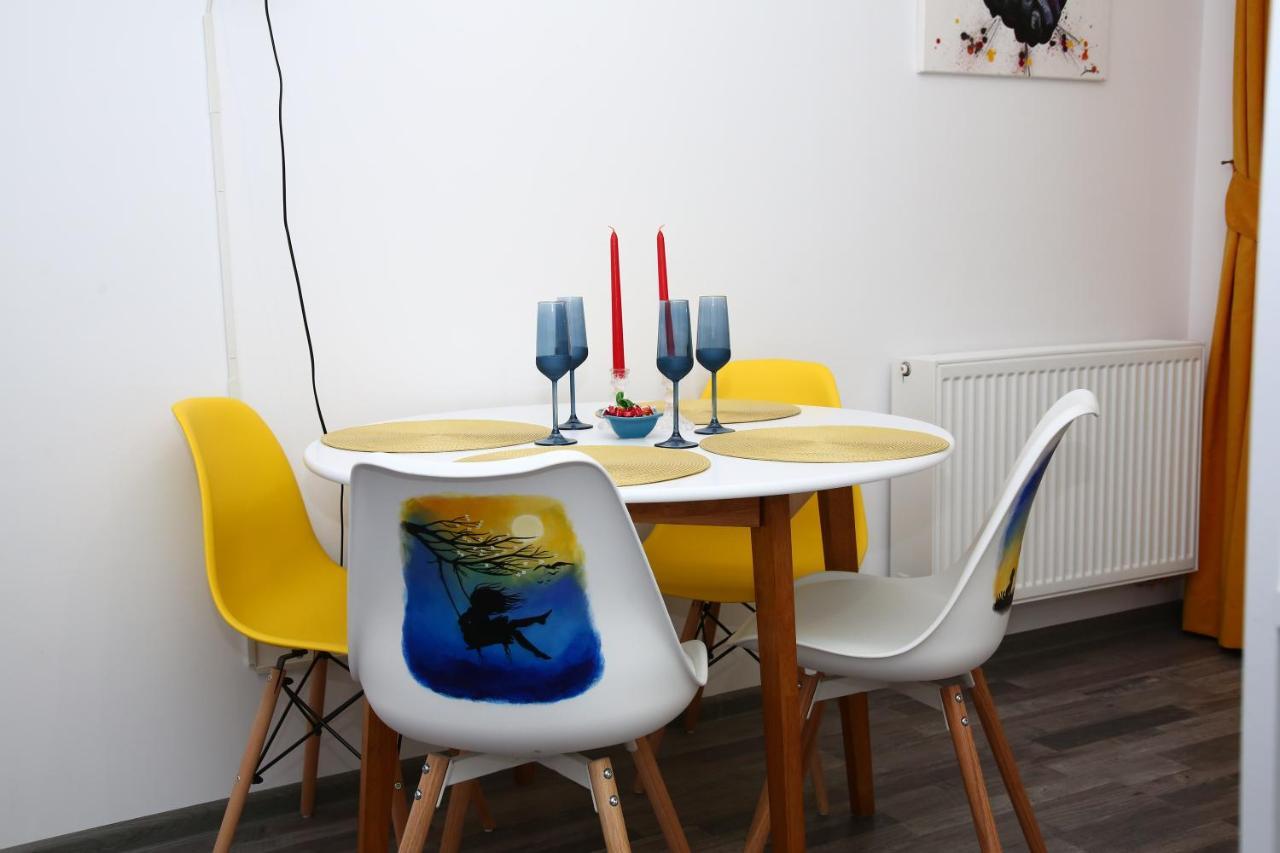 B&M Apartment Brasov Ngoại thất bức ảnh