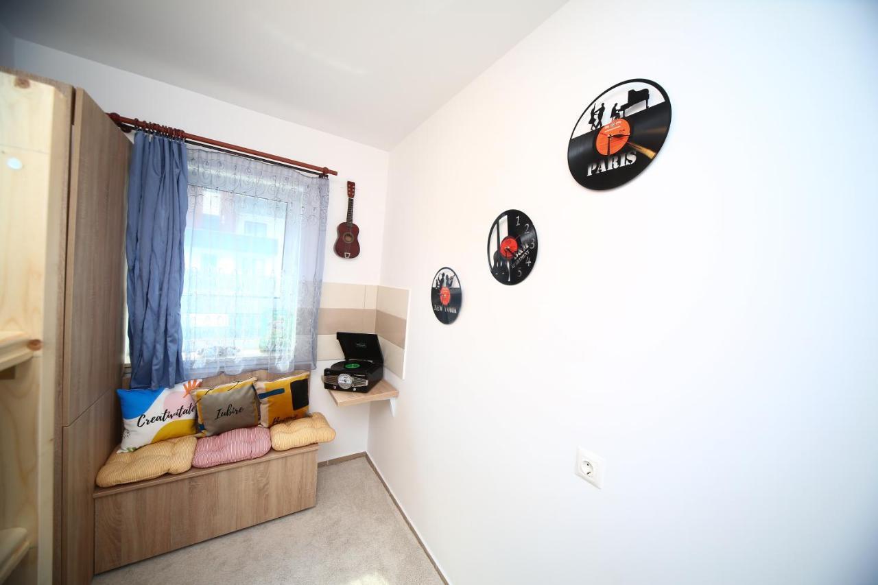 B&M Apartment Brasov Ngoại thất bức ảnh