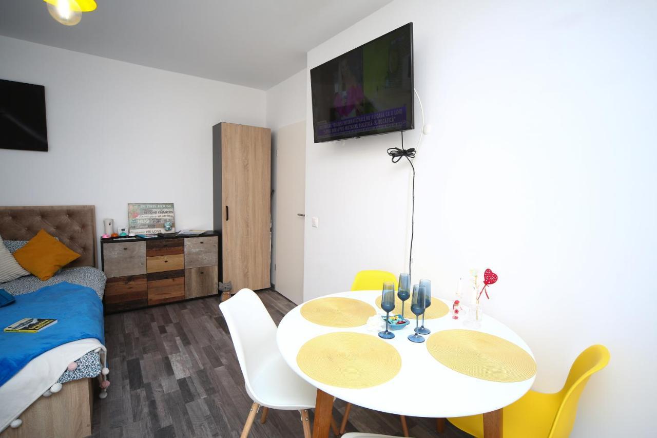 B&M Apartment Brasov Ngoại thất bức ảnh