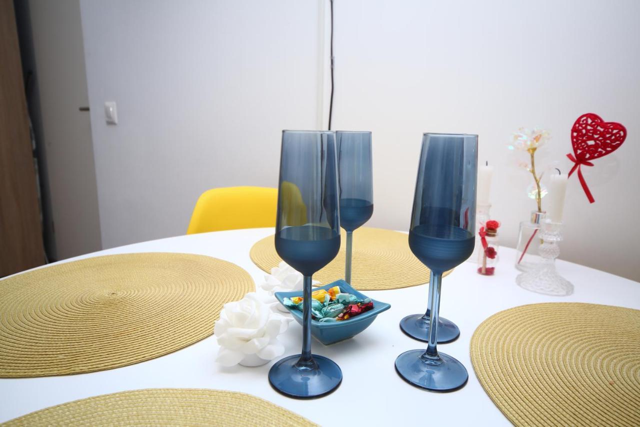B&M Apartment Brasov Ngoại thất bức ảnh