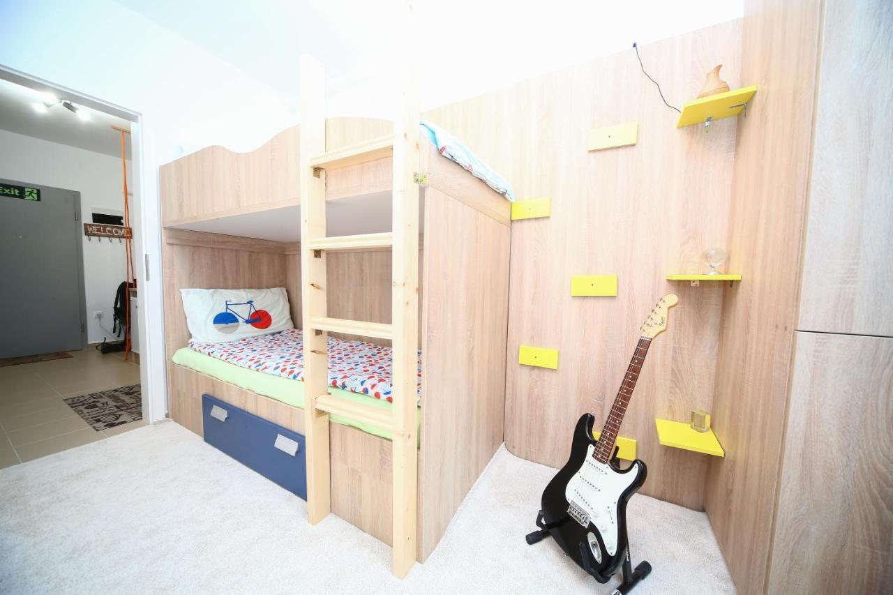 B&M Apartment Brasov Ngoại thất bức ảnh