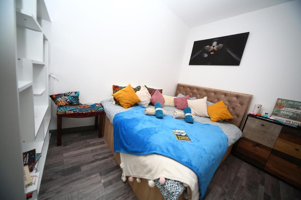 B&M Apartment Brasov Ngoại thất bức ảnh