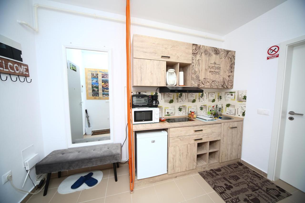 B&M Apartment Brasov Ngoại thất bức ảnh